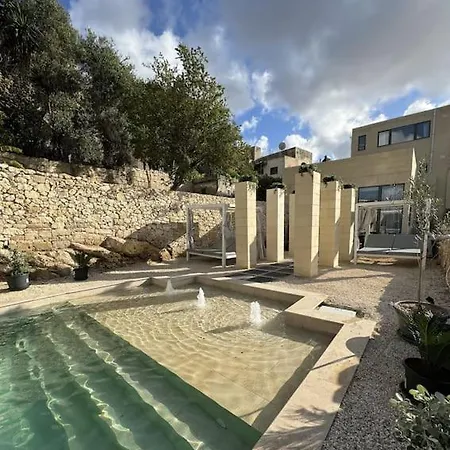 Villa Vera With Private Pool Near Valletta *