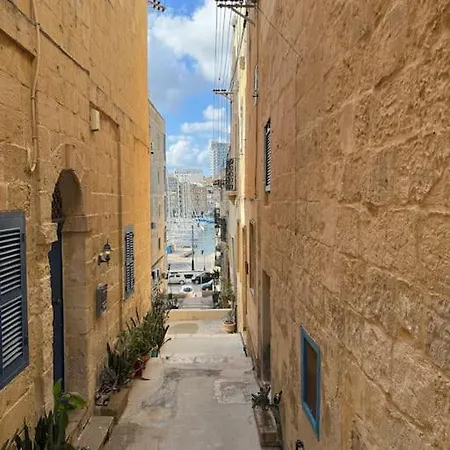 Vera With Private Pool Near Valletta Pietà